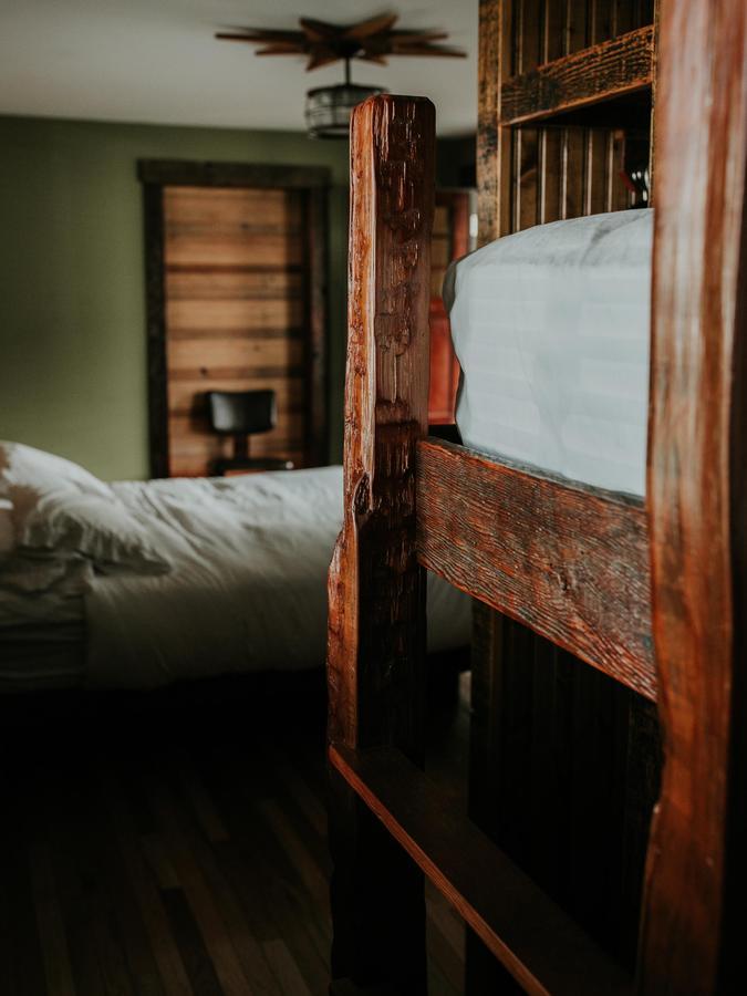 Pitchwood Inn Raymond Zewnętrze zdjęcie